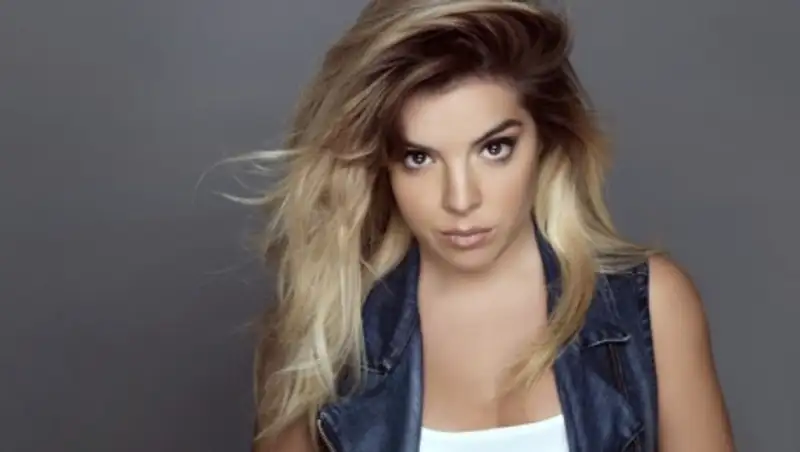 13 самых сексуальных дочек звезд футбола