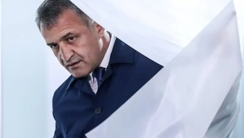 На выборах президента Южной Осетии завершилось голосование