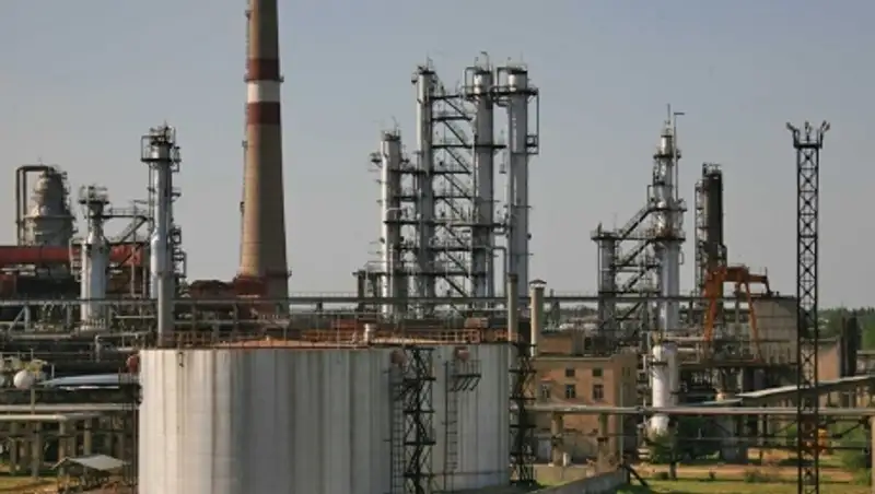 Шукеев: доли КМГ в НПЗ и в сети заправок будут приватизированы