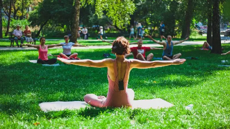 Дыхательная гимнастика может расслабить спину после трудового дня – врач