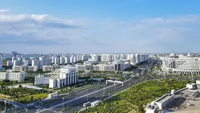 В Ашхабаде женщинам запретили садиться на переднее сиденье, фото - Новости Zakon.kz от 02.05.2022 15:14