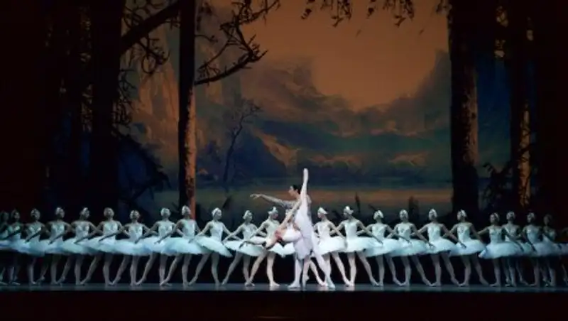Впервые на сцене "Астана Опера" пройдет спектакль "Лебединое озеро"