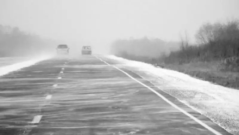 В Костанайской области закрыто движение на автодороге