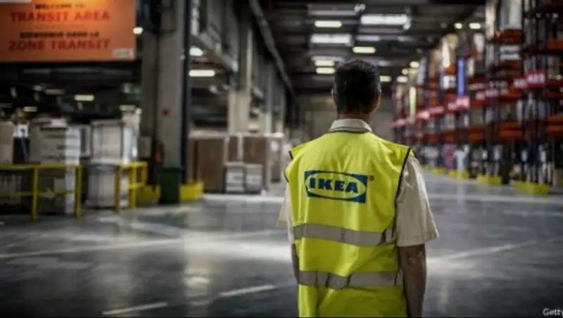 IKEA запретила играть в прятки в магазинах