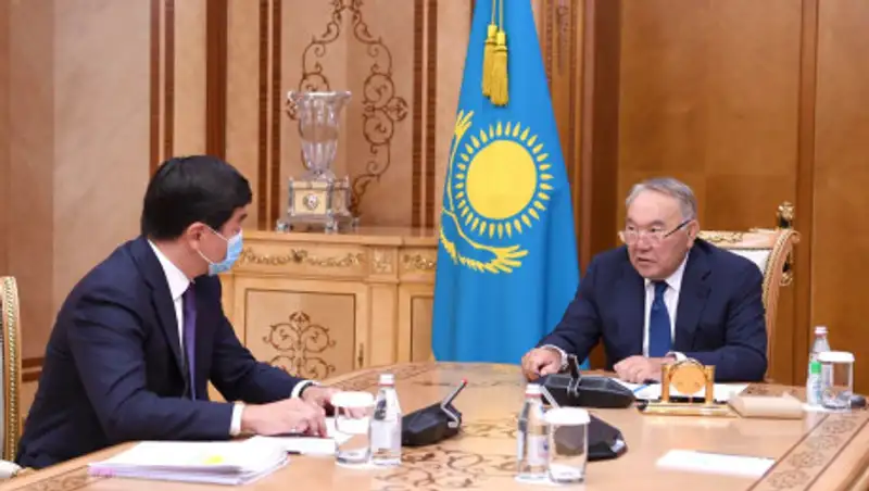 Елбасы встретился с Байбеком