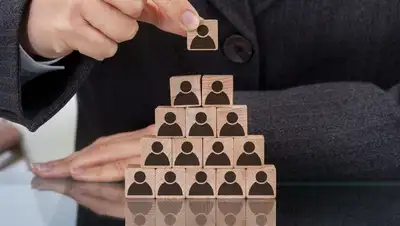 финпирамида , фото - Новости Zakon.kz от 19.04.2022 10:01