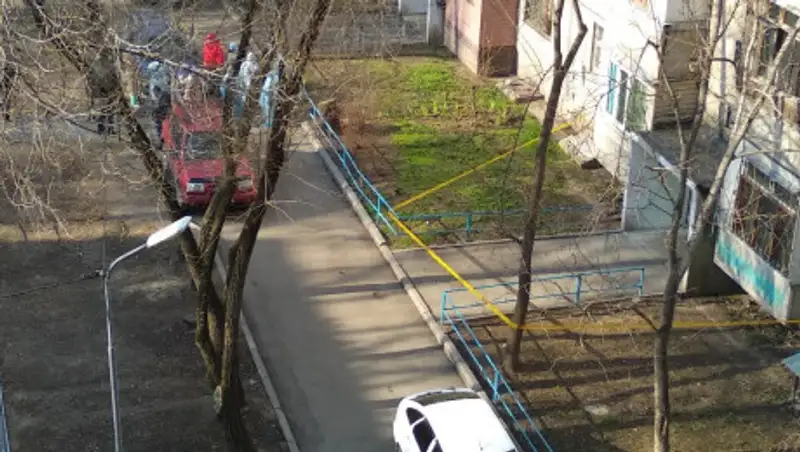 Первая смерть от коронавируса в Казахстане: в Алматы оцеплен подъезд