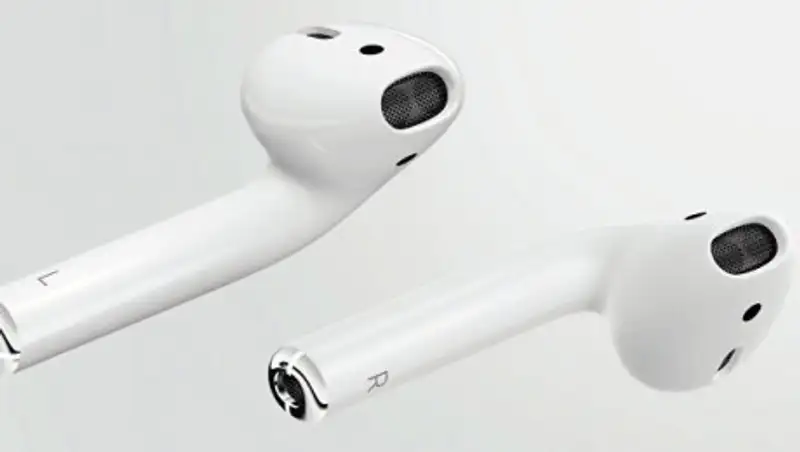 Вышли новые AirPods с беспроводной зарядкой