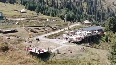 Алматы, туристы, фото - Новости Zakon.kz от 26.04.2023 17:01