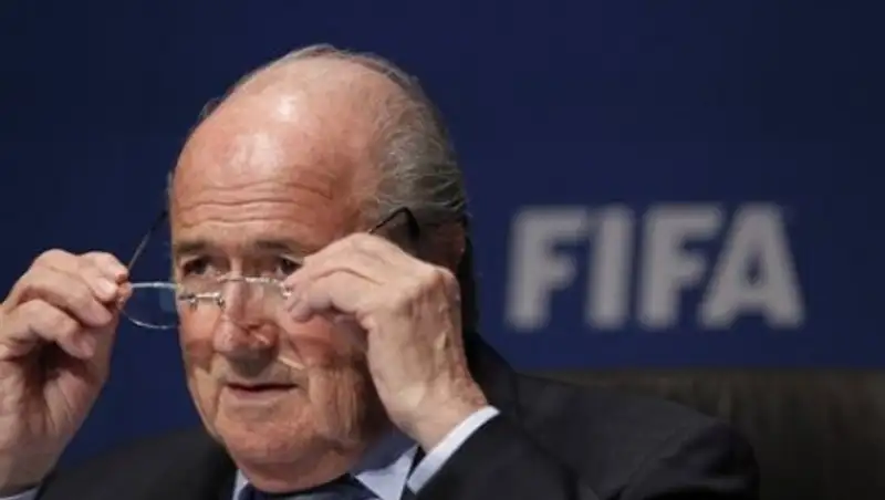 СМИ узнали о расследовании ФБР в отношении Блаттера