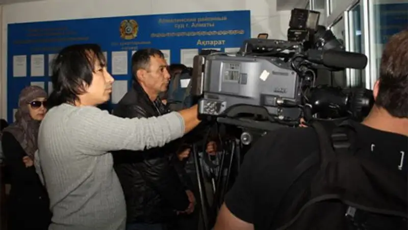 Следствием установлена лишь причастность С. Хайрова к преступлениям, фото - Новости Zakon.kz от 17.10.2013 22:42