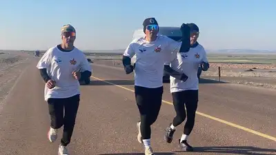 Мега-марафон: из Балхаша в Астану бежит военнослужащий ВС , фото - Новости Zakon.kz от 03.05.2023 06:45