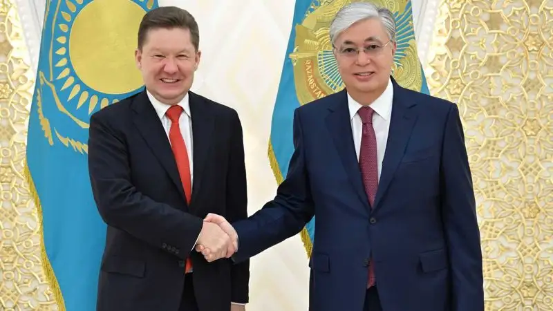 Президент принял председателя правления компании "Газпром" Алексея Миллера