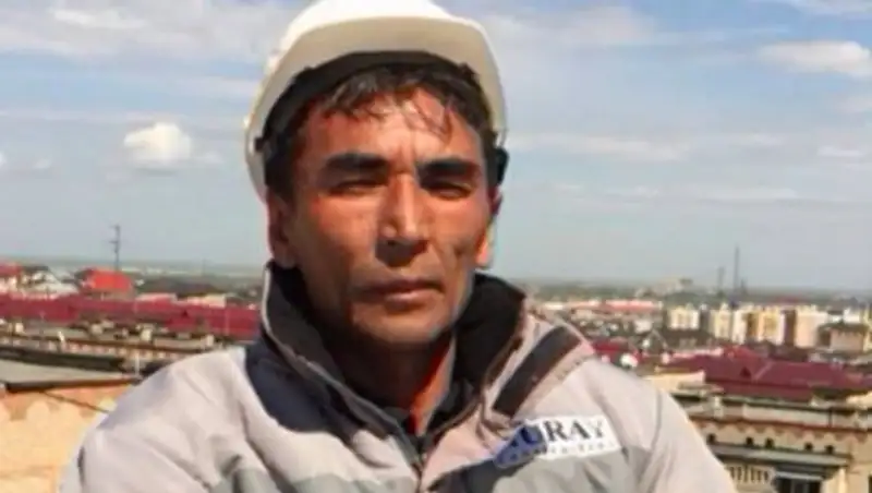 Герой дня: Житель Шымкента нашел два миллиона тенге и вернул их