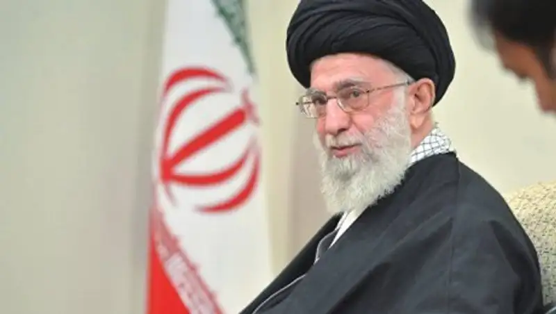 Twitter заморозил арабский аккаунт верховного лидера Ирана