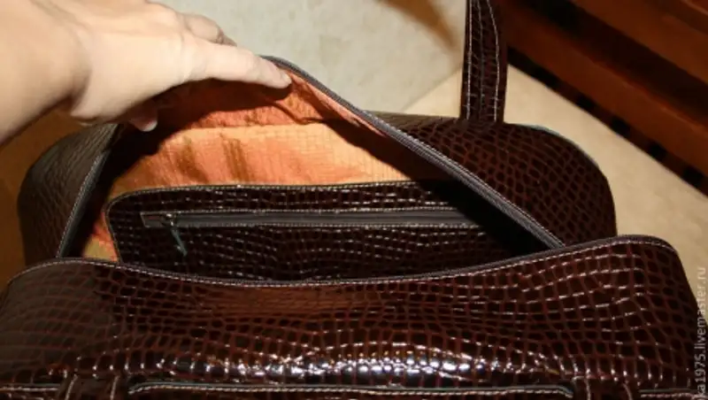 Кокшетауские полицейские помогли найти женщине сумку с золотом почти на миллион тенге