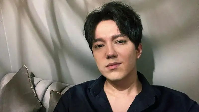 Димаш Кудайберген обратился к поклонникам