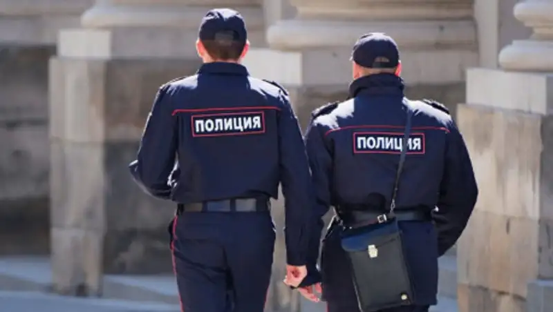 Полицейский трижды штрафовал умершего мужчину