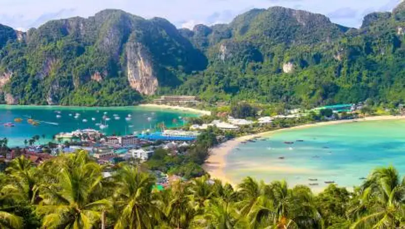 Таиланд снова продлевает режим ЧП