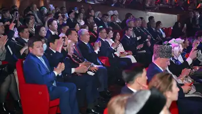 Посетил концерт, посвященный творчеству Шамши Калдаякова, фото - Новости Zakon.kz от 21.03.2023 23:12