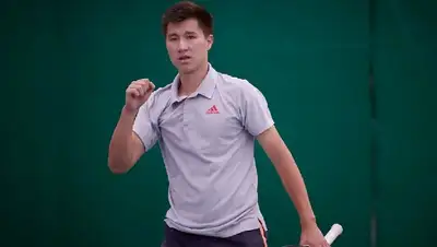 Казахстанский теннисист Бейбит Жукаев на ITF в Дохе, фото - Новости Zakon.kz от 01.01.2022 14:16