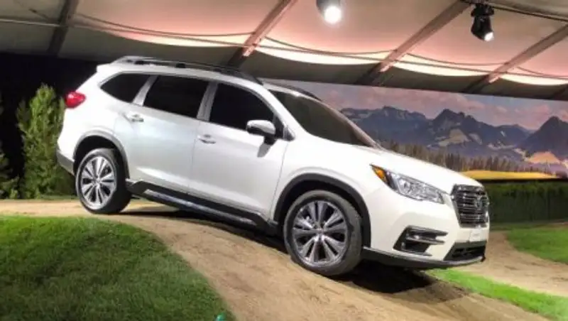 Subaru представила кроссовер Ascent