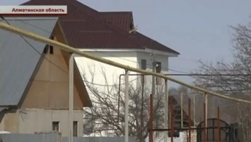 180 семей в Алматинской области коротают вечера при свечах