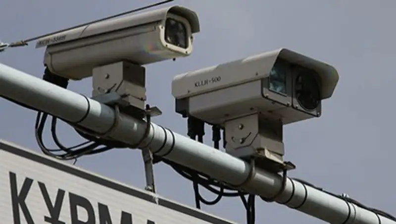 Более 334 тыс. нарушений ПДД выявили камеры на дорогах Алматы