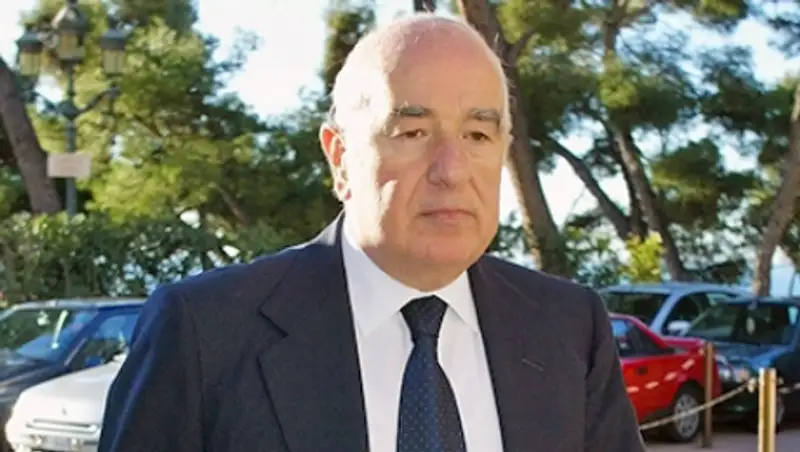 Самого богатого в мире банкира обвинили в коррупции