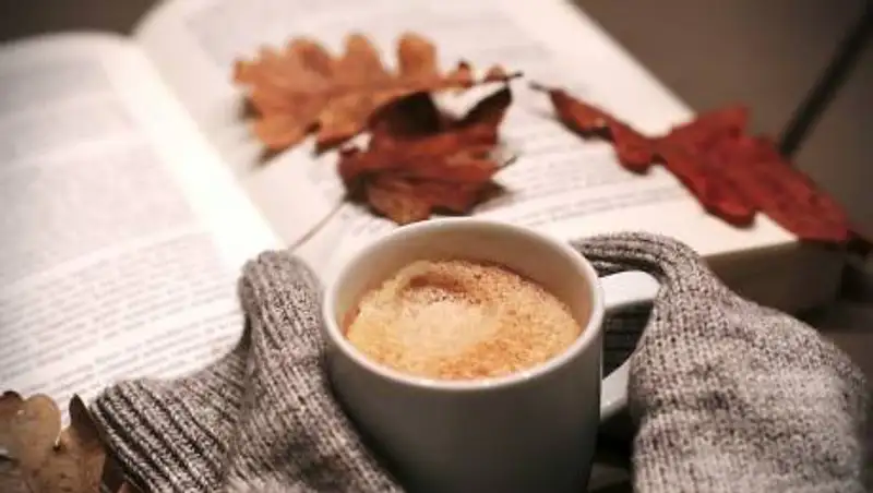 Как бороться с осенней хандрой, рассказала врач