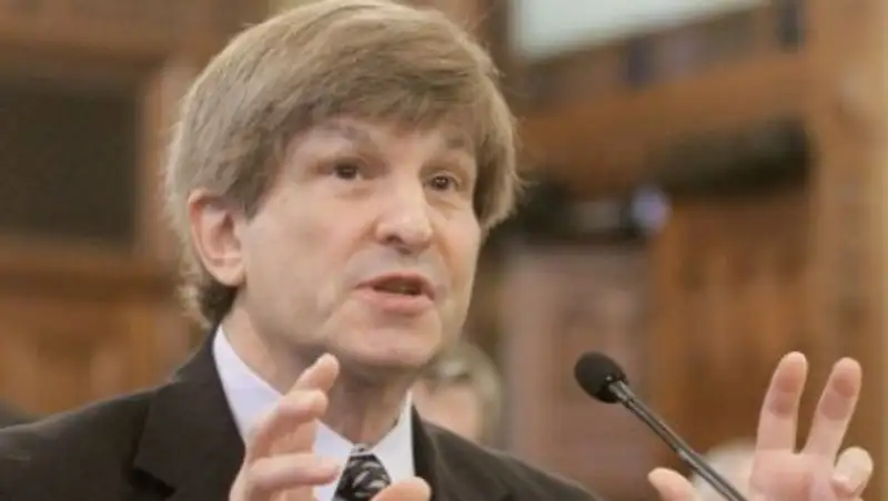 Спрогнозировавший победу Трампа профессор предсказал его импичмент