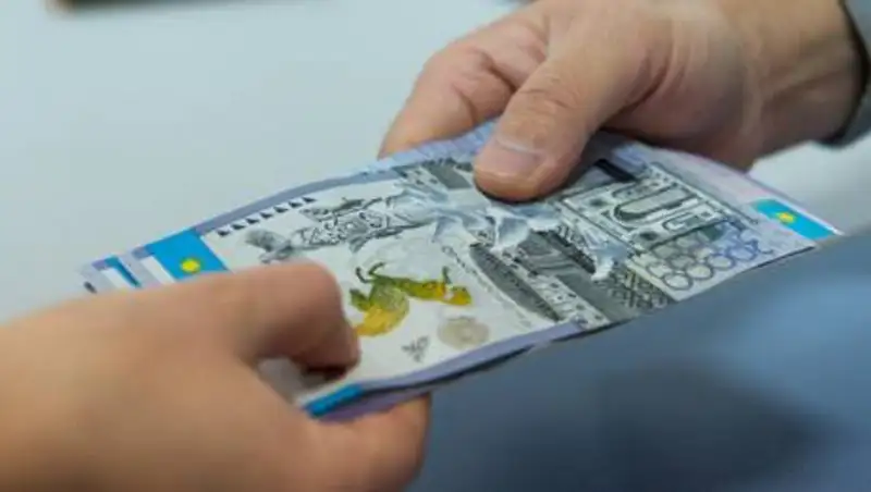 В два раза выросли штрафы в Казахстане за дачу взятки
