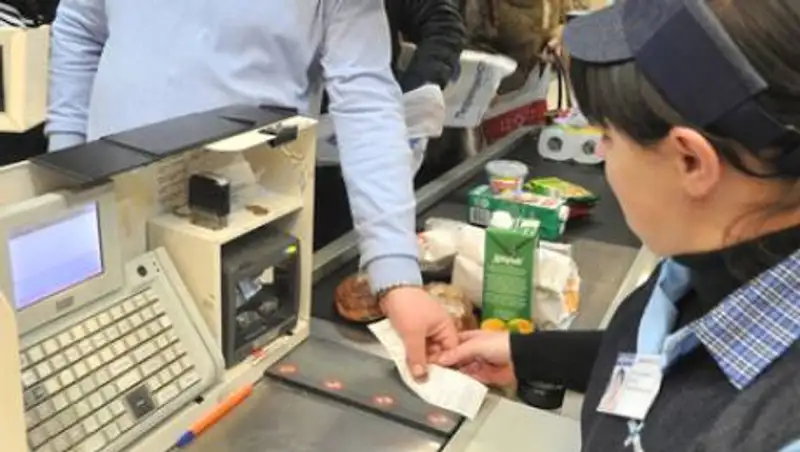 Нужно ли в магазинах оформлять накладные при продаже продуктов и сигарет