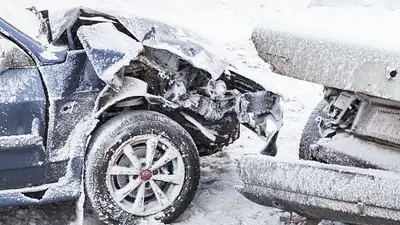 Сколько ДТП произошло в Алматы из-за сильного снегопада