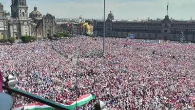 В Мексике тысячи людей протестуют против "ослабления демократии", фото - Новости Zakon.kz от 27.02.2023 04:18