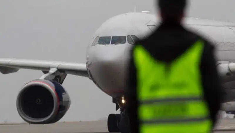 Двух пьяных граждан Индии сняли с рейса Астана-Алматы