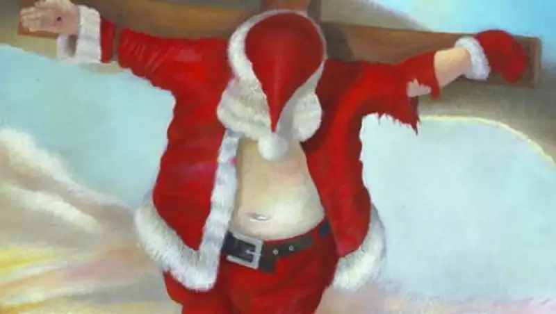 Установленный возле собора распятый Санта разъярил прихожан