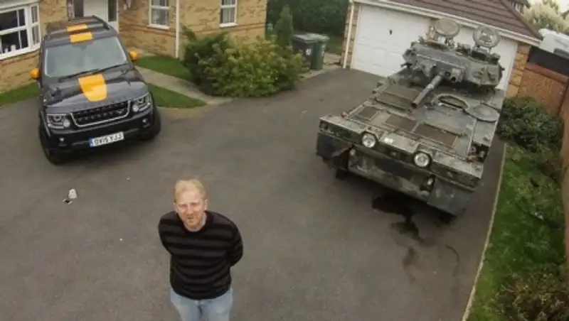 Британец случайно купил танк на онлайн-аукционе
