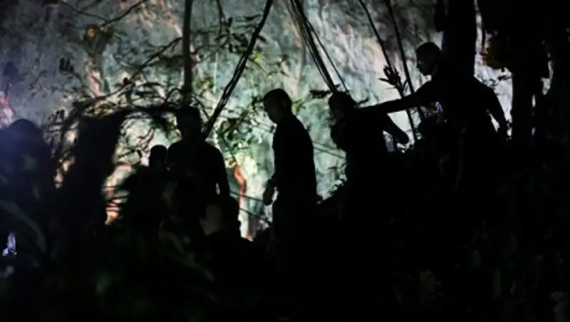 В Таиланде запертые в пещере дети написали письмо родителям и учителям