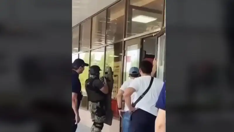 Захват Kaspi банка: подробности