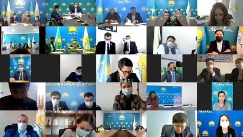В Nur Otan представили новый механизм защиты интересов молодежи