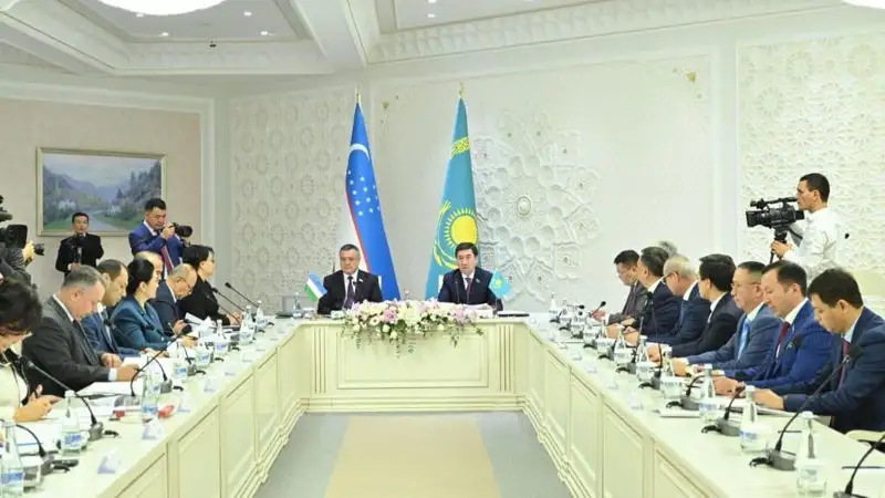 Первое заседание Межпарламентского совета Казахстана и Узбекистана прошло в Ташкенте, фото - Новости Zakon.kz от 26.10.2023 20:46