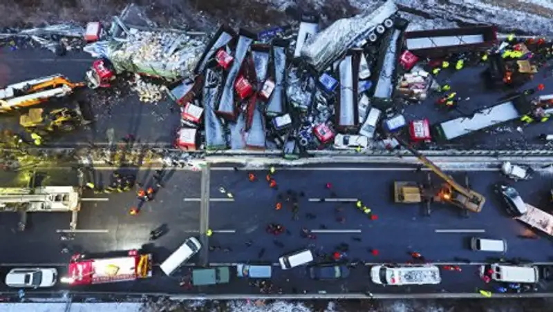 В Китае серия из 13 аварий унесла жизни пяти человек