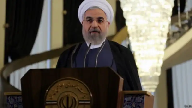 Роухани призвал выполнять соглашения по иранскому атому