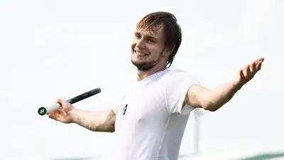 Александр Бублик вышел в четвертьфинал Французского турнира, фото - Новости Zakon.kz от 23.02.2023 03:06