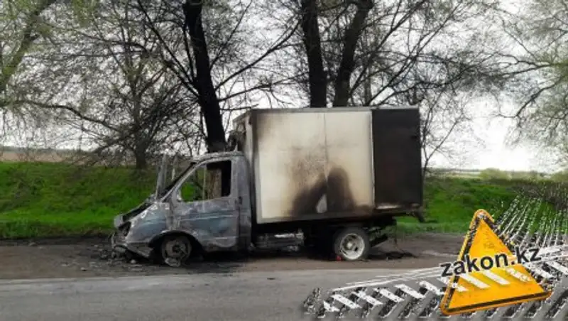 В Алматинской области дотла сгорела Газель