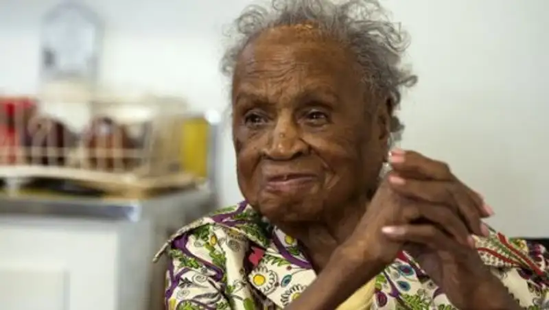 В США на 113-м году жизни скончалась старейшая любительница виски и пива