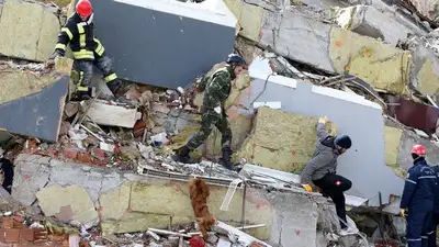 спасение семьи в Турции , фото - Новости Zakon.kz от 10.02.2023 11:09