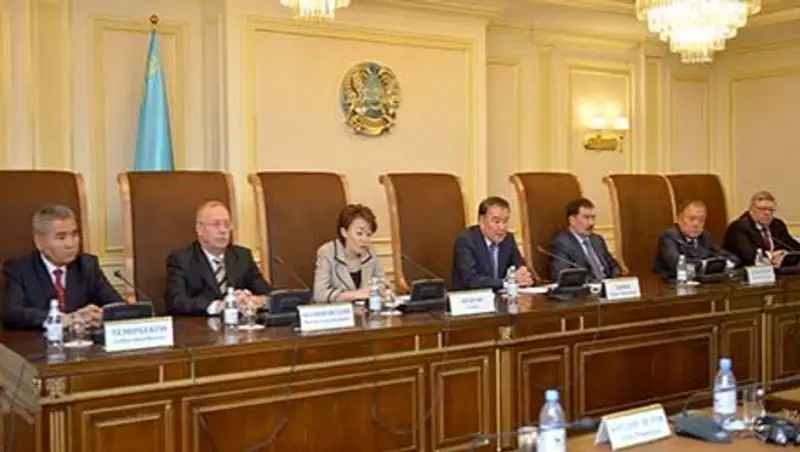 Государство стимулирует законные браки