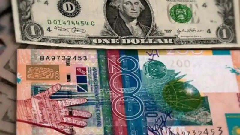 Курс доллара продолжает расти